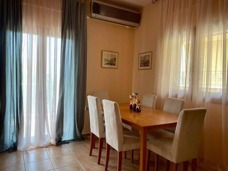 Helen'S House Apartment Palairos ภายนอก รูปภาพ